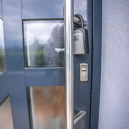 Appartement Cosy Kids Friendly Avec Parking Prive Hoenheim