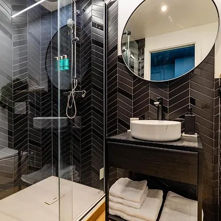 Cosy Kids Friendly Avec Parking Prive Appartement *